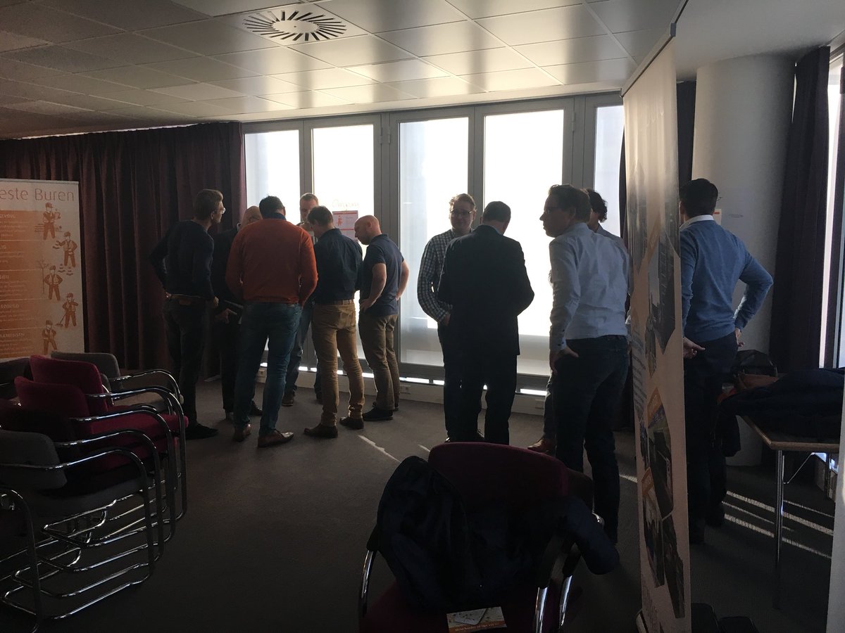 Els_Geurts's tweet photo. Met @IljaWerkhoven twee @bewustebouwers workshops gegeven tijdens Harmonisatiebijeenkomst #BREEAM experts en assessoren. #houding #gedrag https://t.co/ESyfXu2EwN