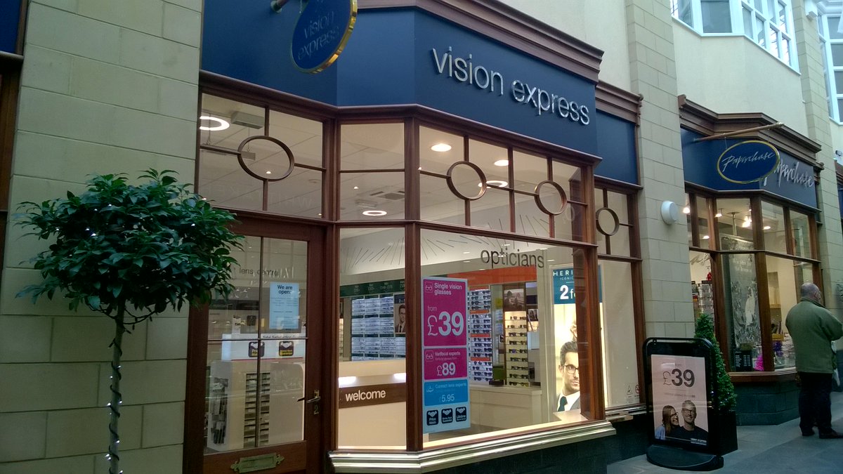 lifeatVE's tweet photo. Pre-reg Optometrist 2018!
New opportunity available in Morpeth.
To apply email your CV to prereg@visionexpress.com
#VisionExpressCareers https://t.co/fluZ2uFUEZ