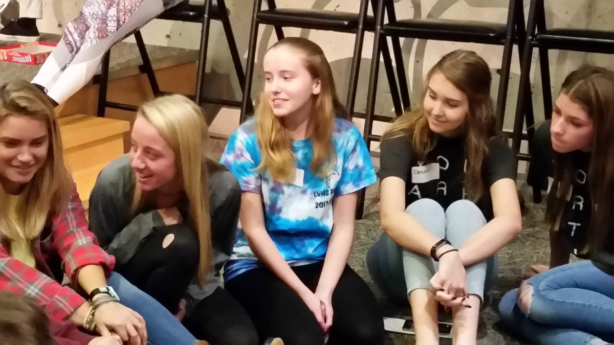 lvhsowens's tweet photo. Noelle Saine, Alex Skofteland, Jack Garbe, Christina Thornton participate in PEER training activities. https://t.co/y9A3YnIK9L