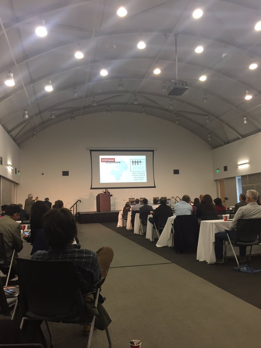 mercedezzz's tweet photo. #NGAB member Erin Keaney, co-founder of @Nonspec_ presents to a full house at #DesignInPlastics @4SPE_Plastics @UMassLowell https://t.co/mitCGLVr72