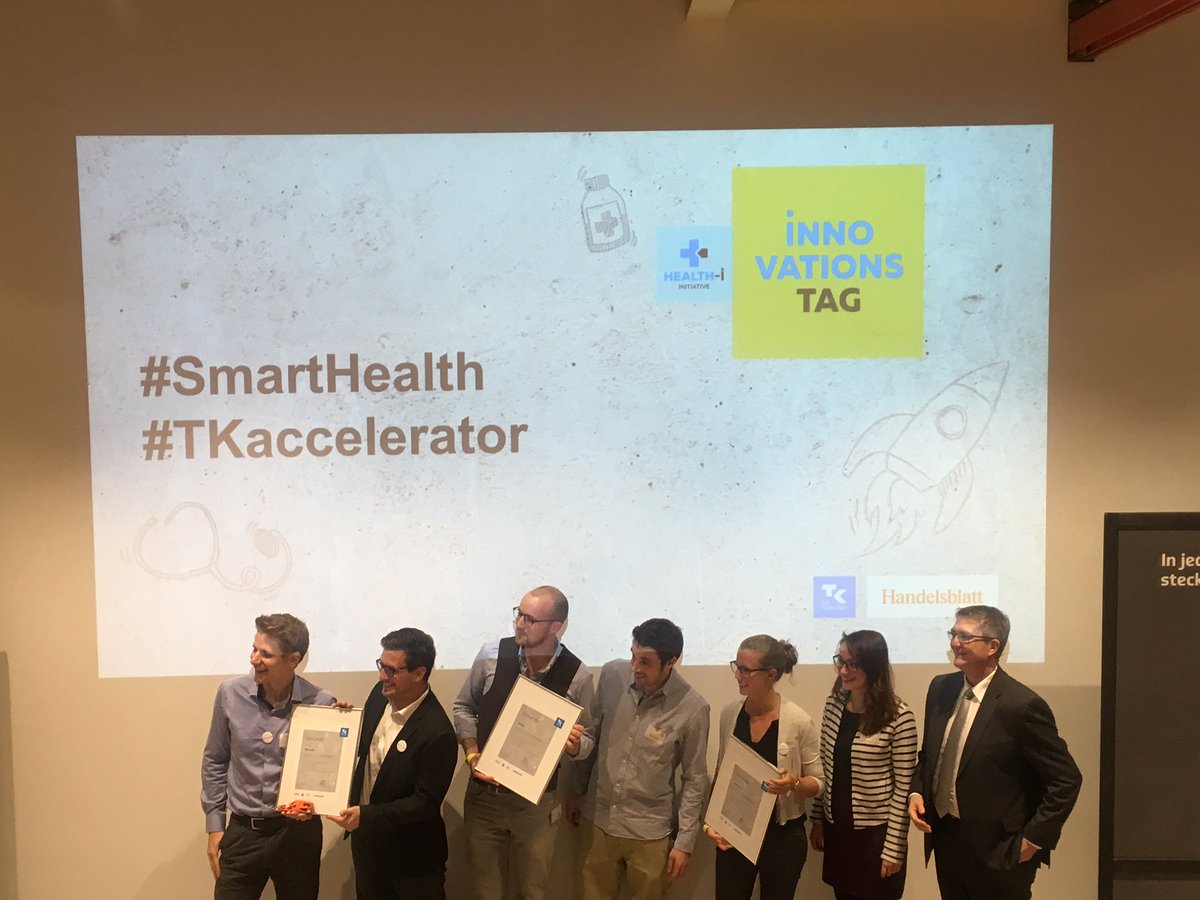 TK_Presse's tweet photo. Mit einem Bar Camp und Diskussionen in lockerer Runde klingt der Innovationstag langsam aus. #TKaccelerator @healthinnoport https://t.co/u8J1j5hmzL