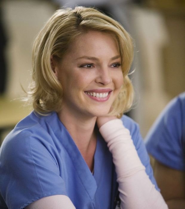 GreysAnatomyHD's tweet photo. Izzie Stevens is back for the 300th episode 😍❤️ https://t.co/TgrwOon2DZ