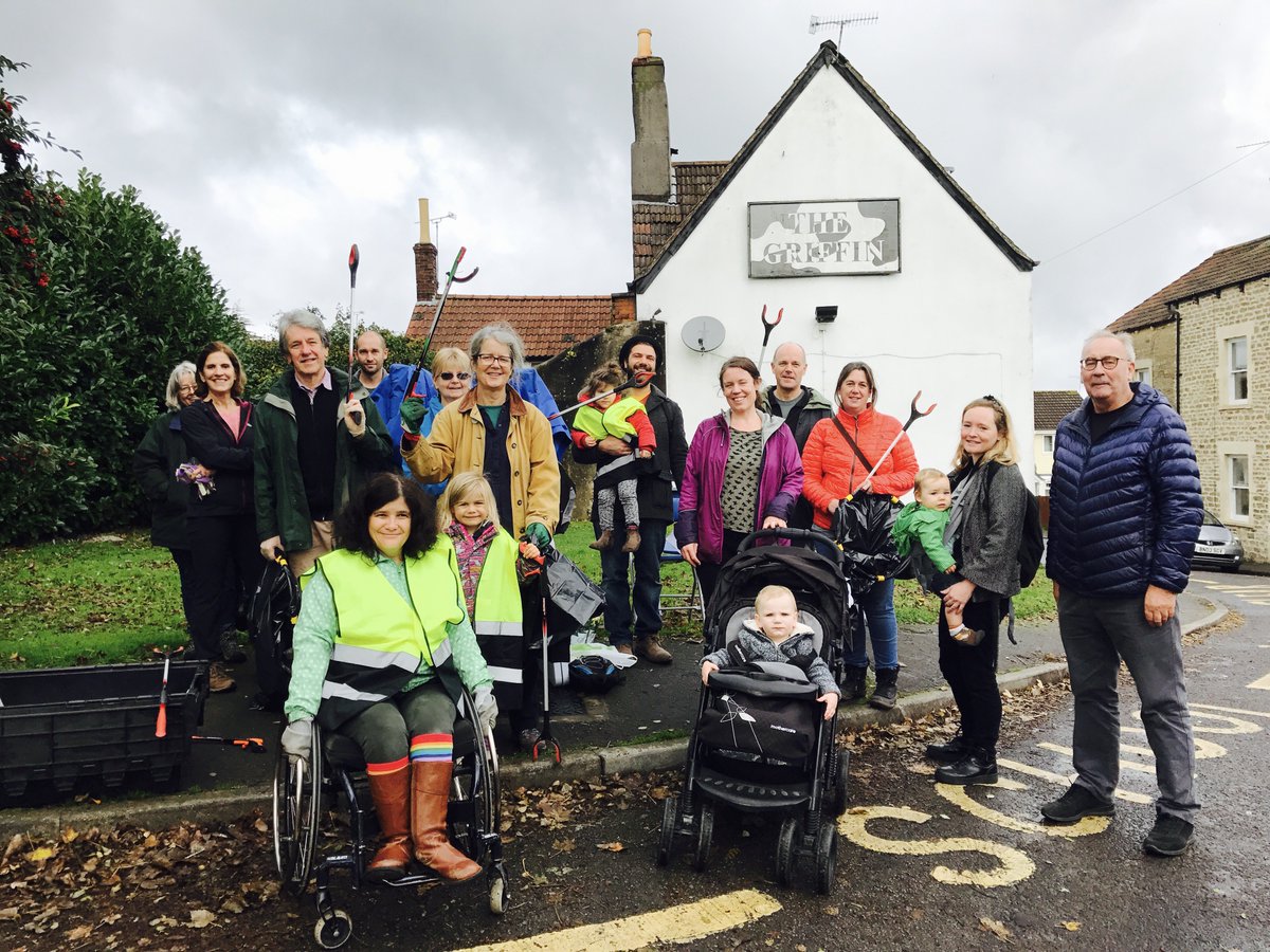 FromeCouncil's tweet photo. Bin it for Trinity was a huge success, find out more here, including how you can help https://t.co/inm6ojNhmh #KeepFromeClean #Frome https://t.co/YqmGZDxOZo
