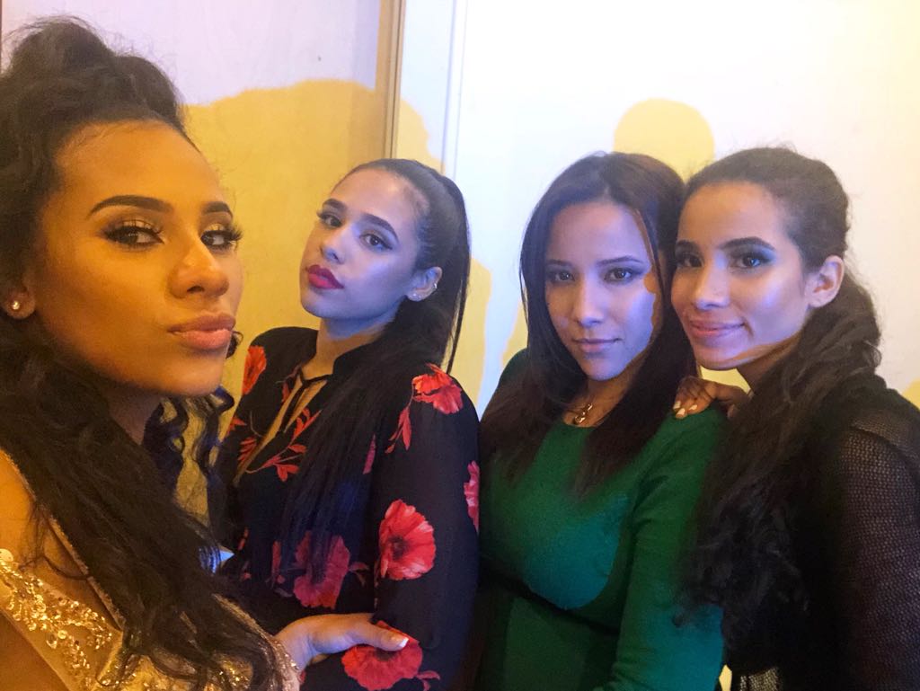 Cyn_Santana's tweet photo. Not into posting my family cause I’ll fuck somebody up but my sisters are just too bomb 😍 https://t.co/Tlb2Yvhr1b