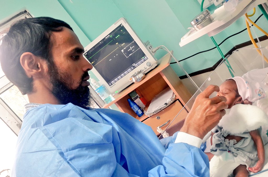 RML_FCC's tweet photo. Involvement of father's in care for their newborn @RMLDelhi @artimaria1 @globalhlthtwit @NigelLivesley @MoHFW_INDIA @Drajaykhera2 https://t.co/fGAB1Rx62C