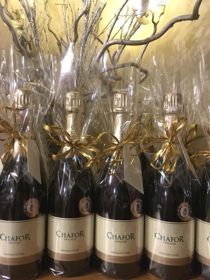 ChaforWine's tweet photo. Christmas Open Days @ChaforWine Estate
Sat 18 Nov &amp; Sun 3 Dec (11am-3pm)
#BucksVineyard #winetasting #Christmaswine
https://t.co/Sw8L3zg8hP https://t.co/5mWXiiPfyP