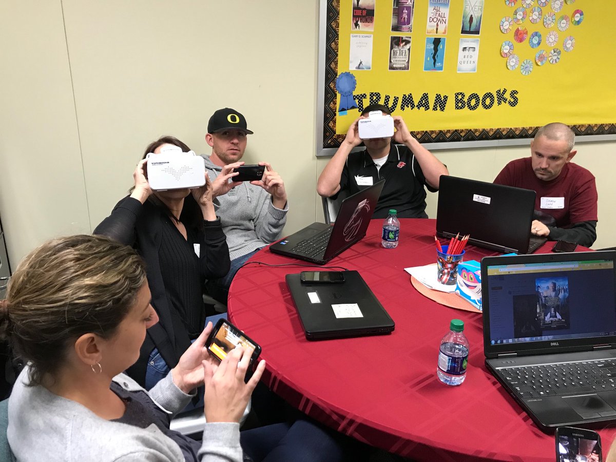 sarahneckert's tweet photo. Google Expedition #edcampR7ms #r7libraries https://t.co/z8GujxMsD5