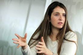 Ccajar's tweet image. Senadora @PalomaValenciaL No falte al debate y recuerde que hoy se pueden cerrar más de 50 años de guerra. #SiALaJEP #VeeduríaALaPaz