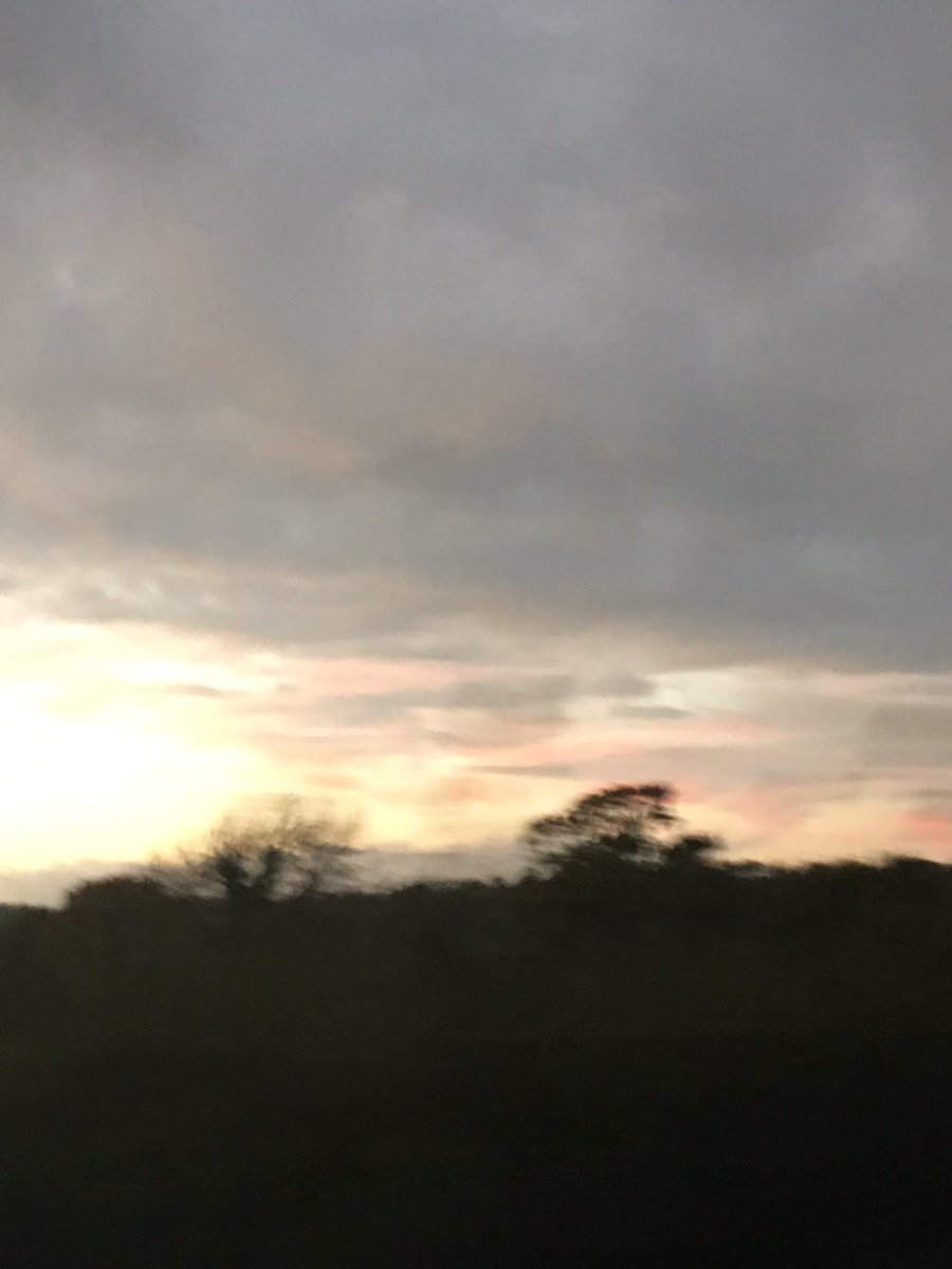 Staydrier's tweet photo. After all the #rain we had today nice to see a nice #sunset   #staydri https://t.co/6P9fDw8kAT