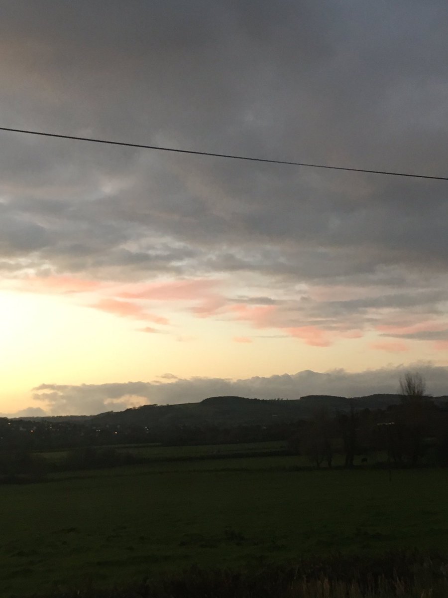 Staydrier's tweet photo. After all the #rain we had today nice to see a nice #sunset   #staydri https://t.co/6P9fDw8kAT