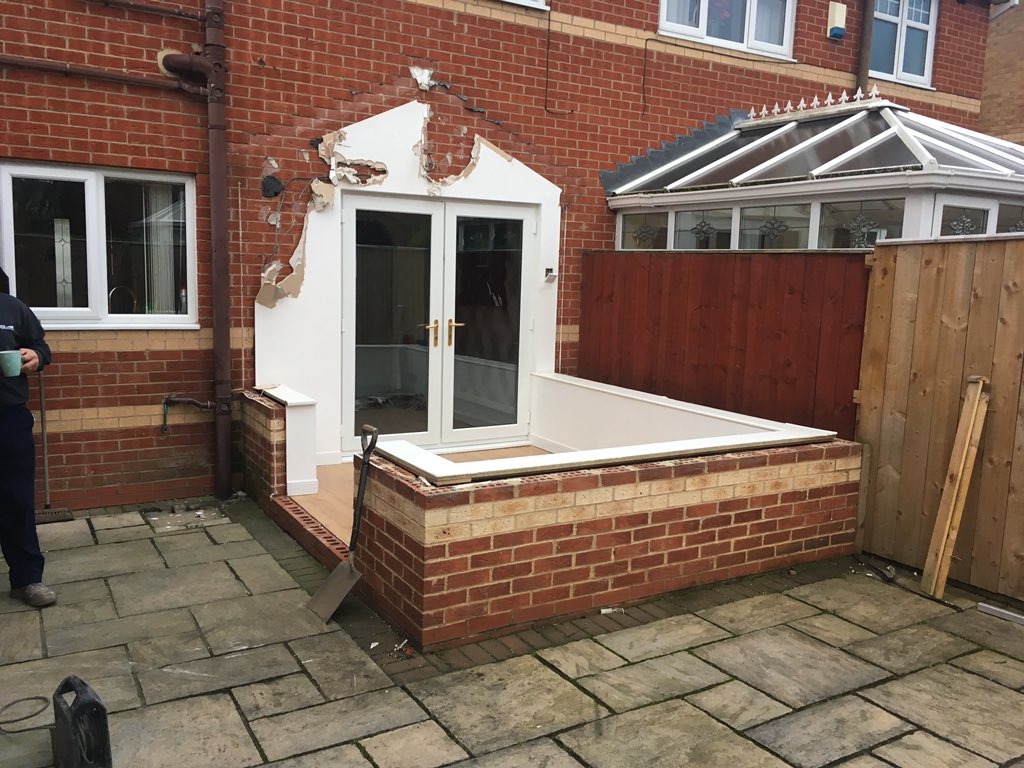 WearBuilders's tweet photo. #WearBuilding a kitchen/playroom extension to replace a cold &amp; rarely used conservatory. Hard work👷💪#Sunderland https://t.co/hyheMqTnh8