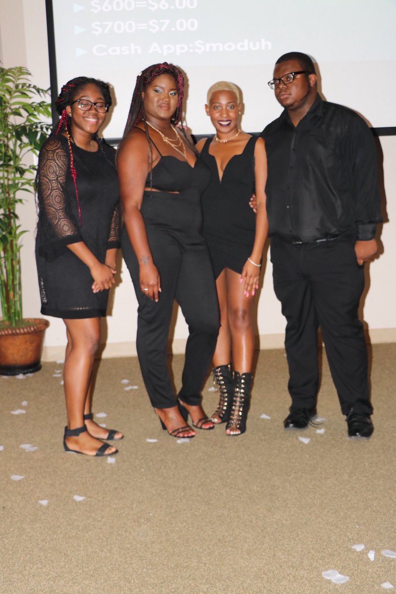 Fmu2020's tweet photo. The Executive Board
 “Meet Your Match” Auction 
The Sophomore Class 
More photos are on the way Photo Creds to @prince305605 https://t.co/GSOtBR1nRT