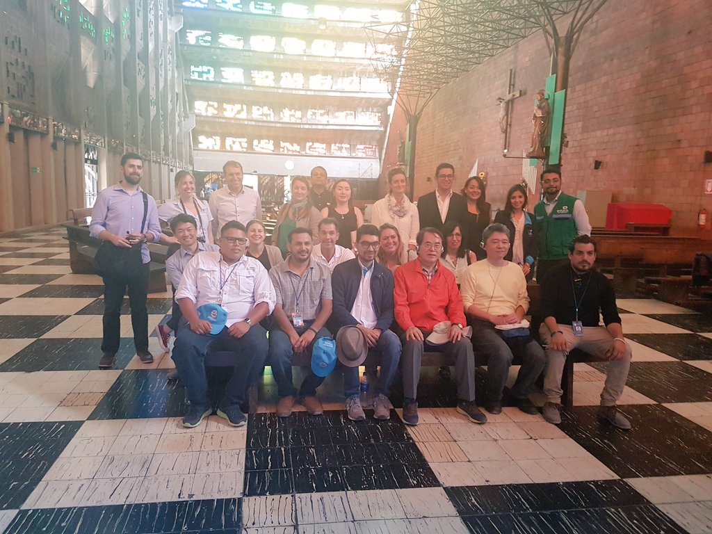 Foto oficial de la visita al centro de S.S. en la iglesia El Rosario gracias a la alcaldía de <a href="/alcaldia_ss/">Alcaldía de San Salvador</a> <a href="/ChildFundAll/">ChildFund Alliance</a>