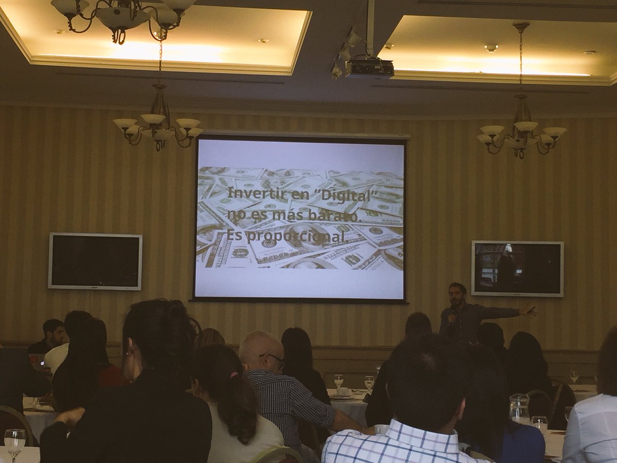PIMOD_COM's tweet photo. “Debemos erradicar el discurso de que invertimos en digital porque es más barato, debemos entender que es Proporcional”#TrainingBreakfast https://t.co/xGHub4WghA