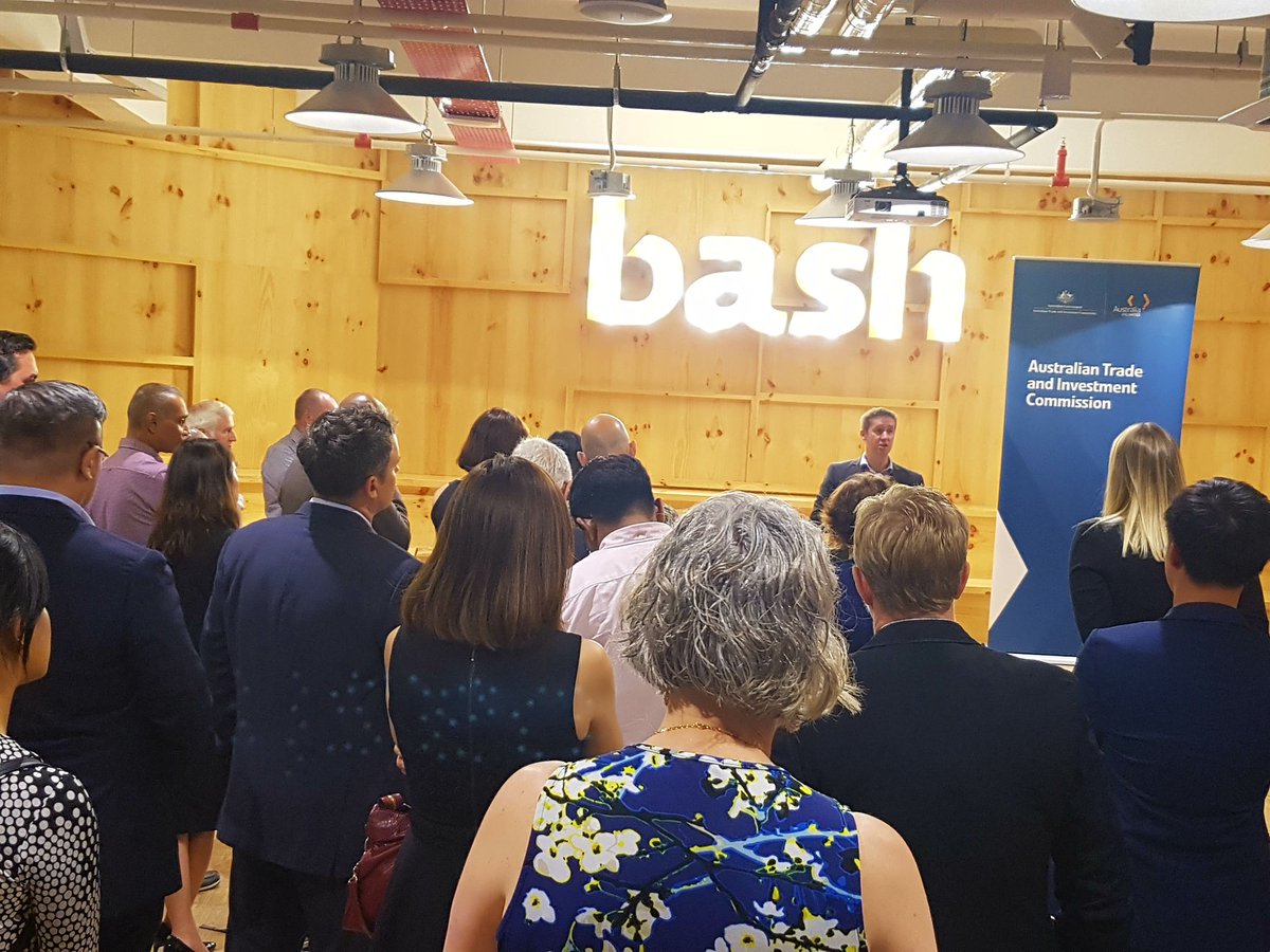 sashavanparidon's tweet photo. Meeting up with inspiring #Australian edu providers &amp; tech companies expanding into SE Asia at this yr's #edutech conference in #singapore https://t.co/xfvLi6SqPx