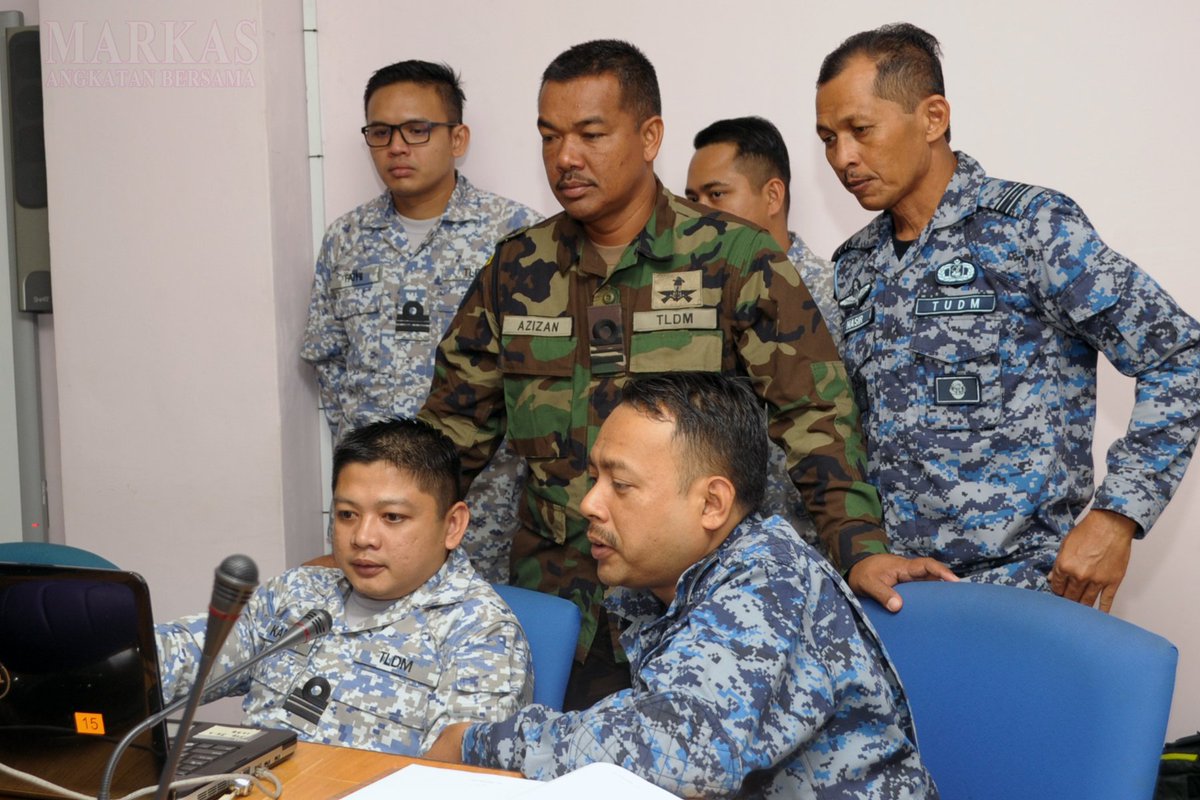 myjointforce's tweet photo. Hari pertama Eksesais ANGSA 12/2017 berlangsung di PSOP ATM.
#JointPlanningProcess 
#Interoperability 
#UnityofEffort 
#DefenceDiplomacy https://t.co/tBSGovo3Rd