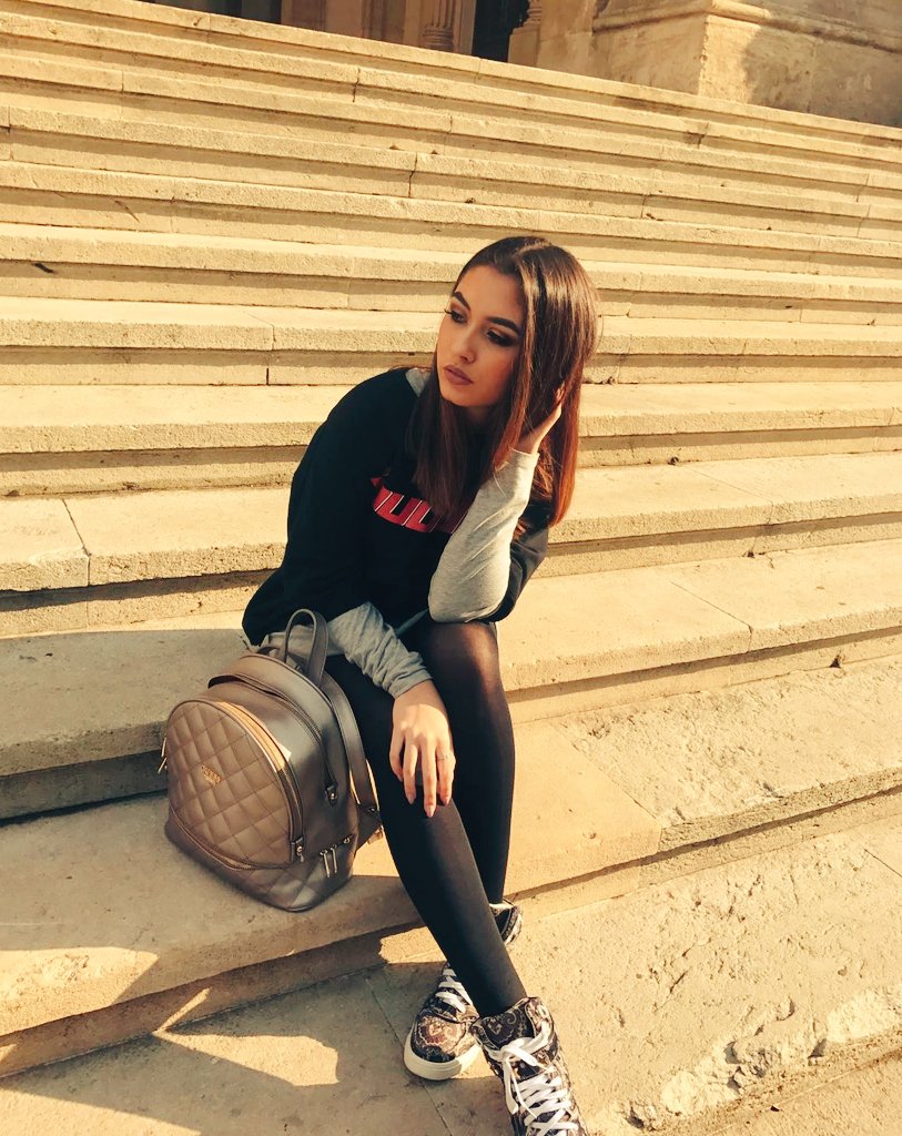 LettyMusician's tweet image. Subscribe⤵️🤗
Instagram: instagram.com/letty.off
Twitter: 
YouTube: m.youtube.com/c/LETTYOfficia…