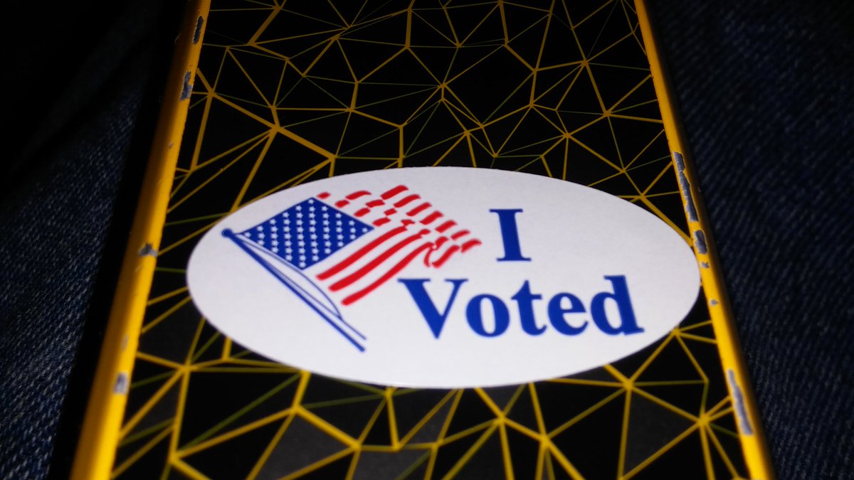 sgreene804's tweet photo. #VoteVirginiaBlue https://t.co/LDTL2Al9PF