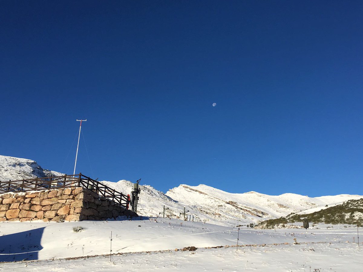 Alto_Campoo's tweet photo. Buen día en #AltoCampoo y seguimos con las pruebas de carga de remontes. #YaQuedaMenos para tener la estación a punto
 #TengoGanasDeNieve https://t.co/jecfDIK3BG