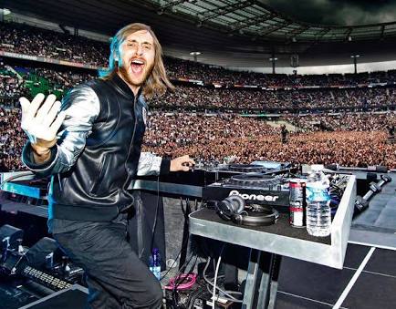 Happy birthday \"GRANDFATHER OF EDM\" David guetta !! 