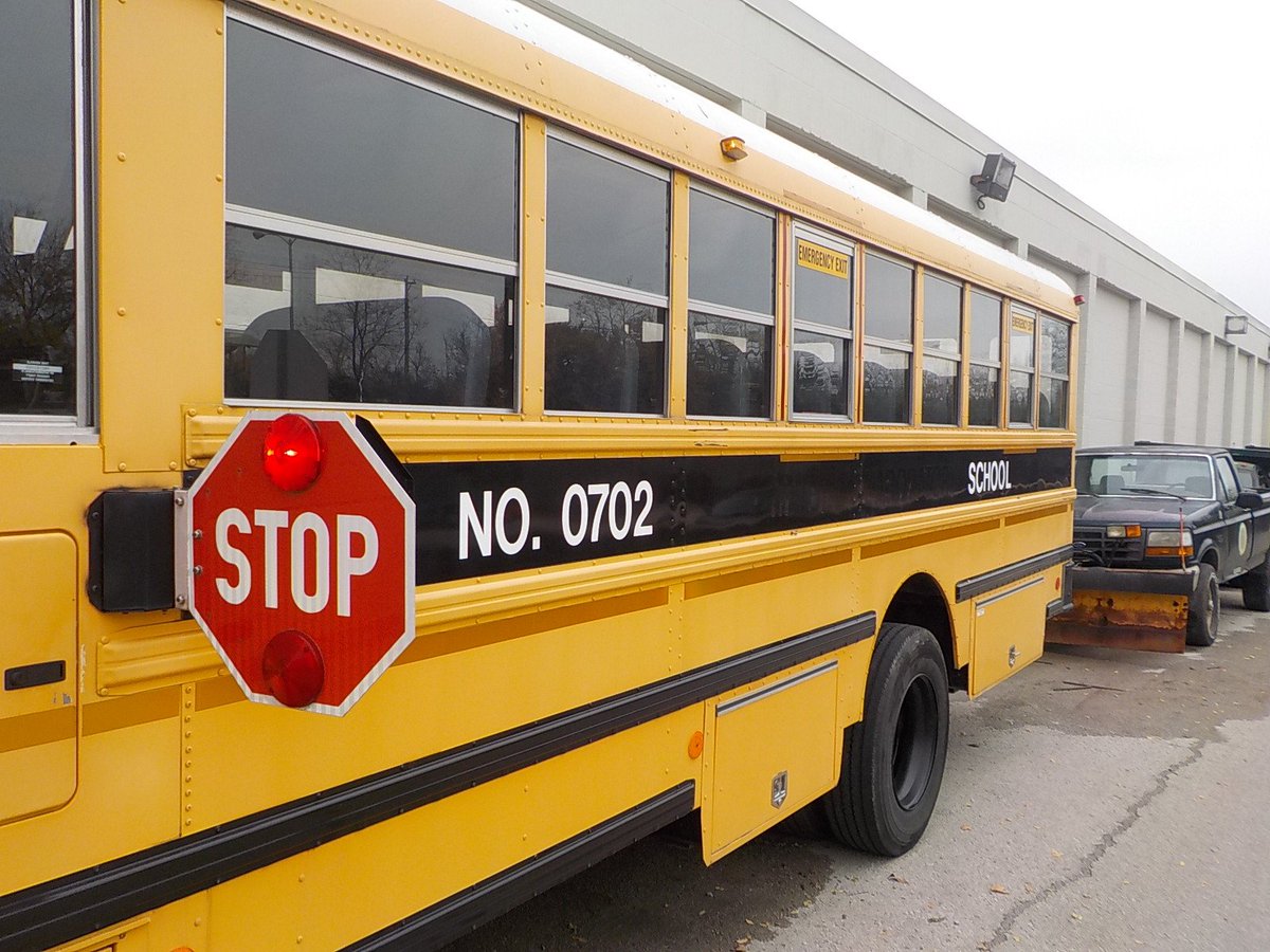 EKUsurplus's tweet photo. The school bus auction has begun! https://t.co/9A84QIJbvo