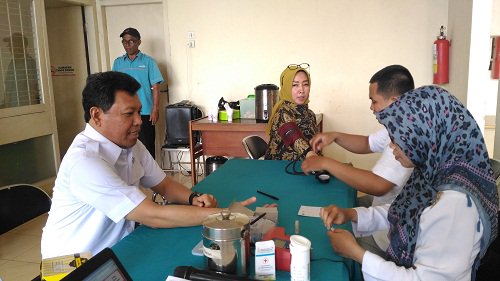 ptpn_7's tweet photo. PTPN VII Kumpulkan 76 Kantong Darah-->https://t.co/YNYfbOXbGp @KemenBUMN @ForHumBUMN @PTPNIII @RiniSoemarnoID #ptpn7 #holdingperkebunan https://t.co/w6f8krjkqN