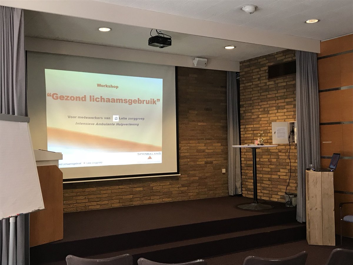 Spanbalans's tweet photo. Vandaag geef ik de workshop "Gezond Lichaamsgebruik" in Hardinxveld-G. voor medewerkers van Lelie zorggroep, Ambulante Hulpverlening.
Leuk!! https://t.co/91k5CPaveP
