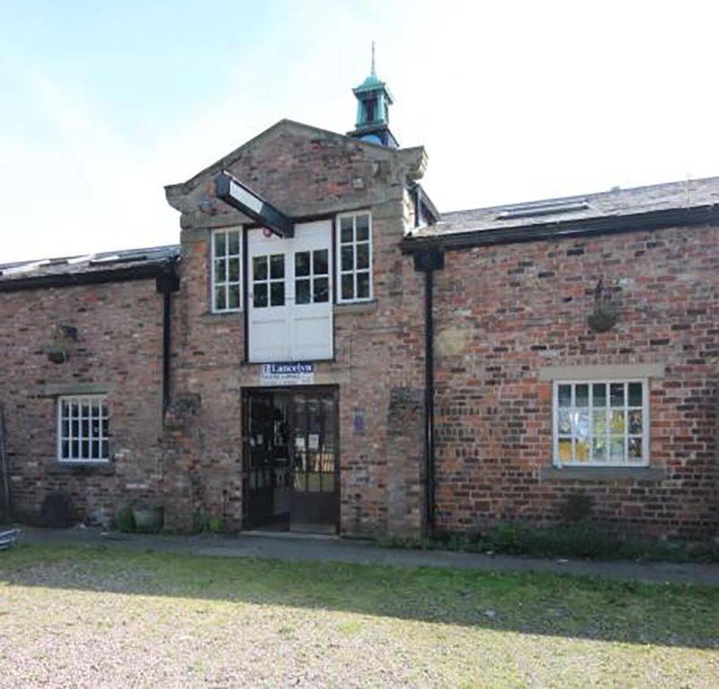 Are you looking for a Christmas gift for a gin lover? Look no further as we have the perfect gifts for you! mygin.co.uk/events/ #gin