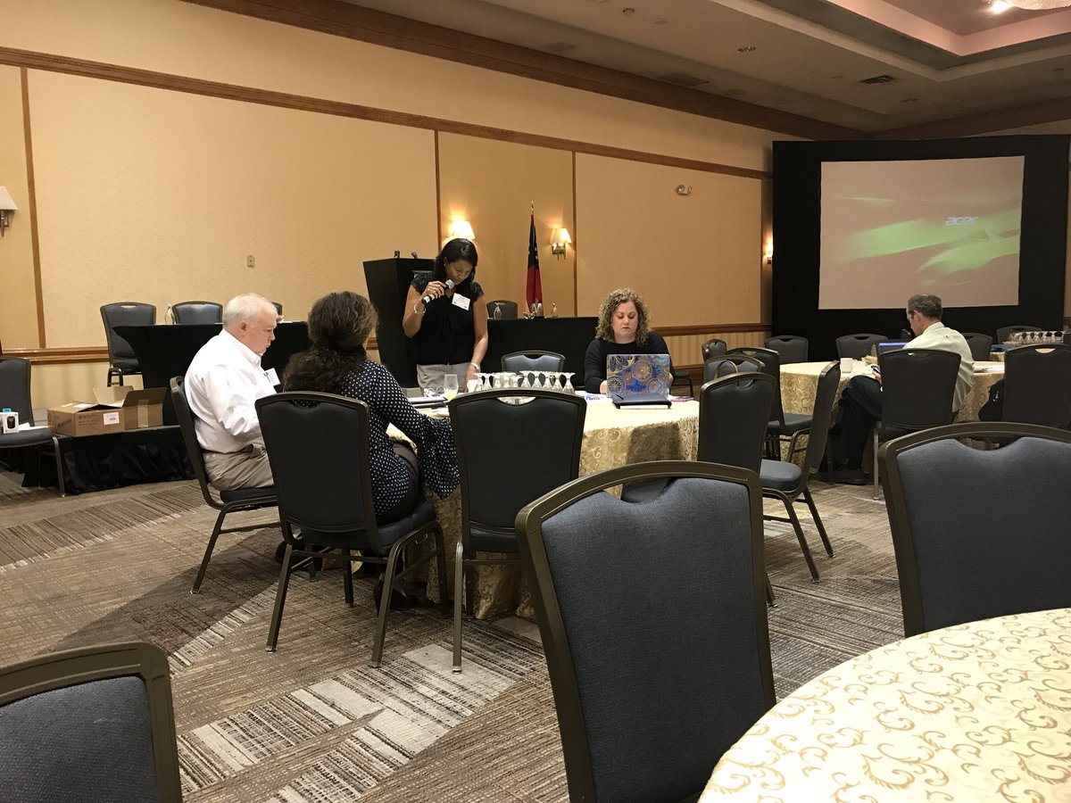 GAESPrincipals's tweet photo. #gaesprincipals #generalmeeting Recognition, Reports, Facebook, Twitter #conference17 https://t.co/lZmA0oYo0A