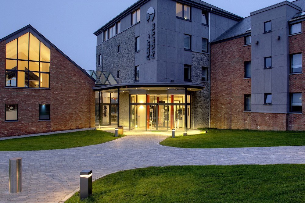 Micemagazinecom's tweet photo. Venue scouting in Durbuy
https://t.co/wBrXXtHh46
#eventprofs #meetingprofs #durbuy #incentives #teambuilding #micemagazine @AzurEnArdenne https://t.co/YFLvIkrITw