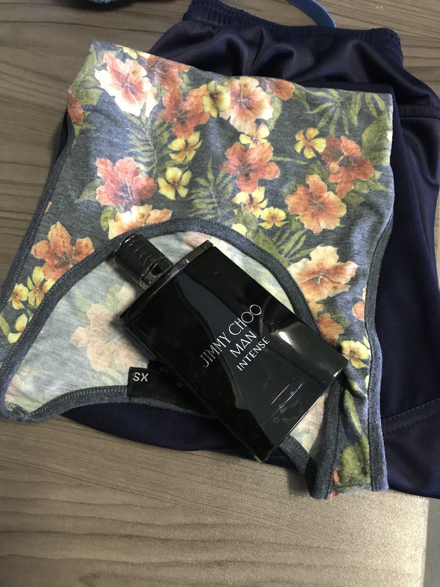 <a href="/FragrnceFanatic/">FragranceFanaticSA</a> thank u so much for picking a great product for me ... 🙏🏼 #titanfamily