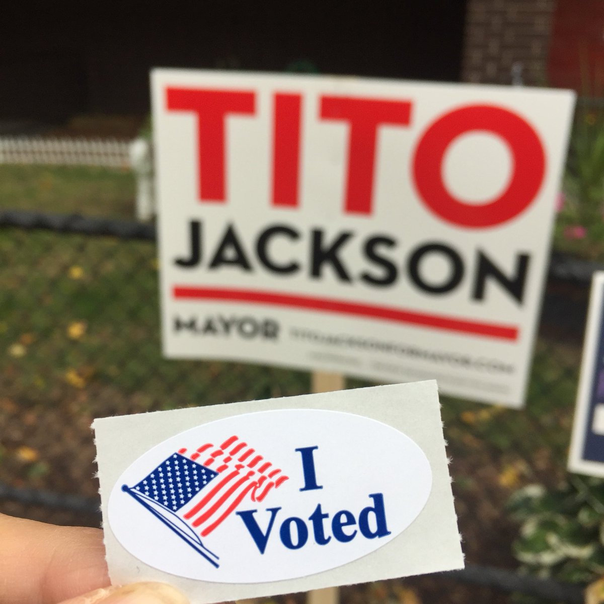 elisatavilla's tweet photo. Fellow Bostonians, vote @titojackson for mayor today! #TeamTito #TitoForMayor #WeAreBoston https://t.co/fuxZShVzTR