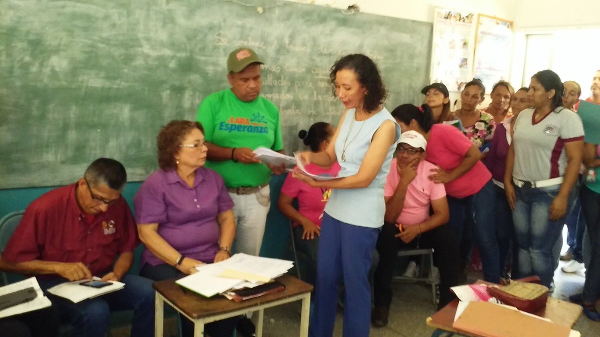 Dirección de Educación formaliza solicitud a la Zona Educativa de pasar al MPPE a la Escuela Luis B. Prieto F. #SomosEsperanza en Palavecino