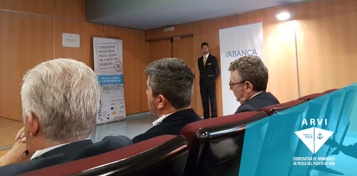 ArviInnovapesca's tweet photo. El Presidente de #ARVI y el gerente adjunto para OOPPs y asoc. en el V Congreso #FREMSS de sostenible social e económica do sector da pesca https://t.co/WAo43O6189