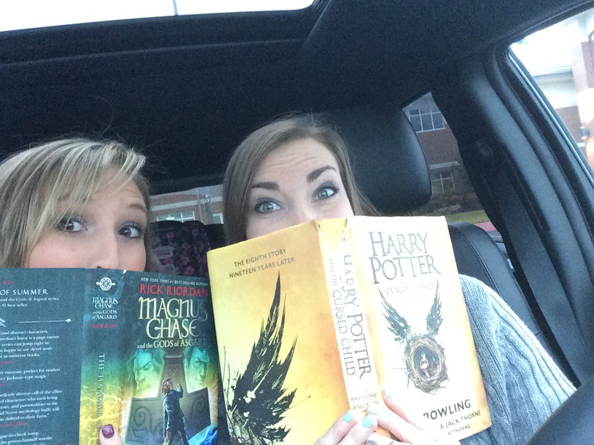 Mrs_Bookdragon's tweet photo. Early risers for #starsummit #carpoolstarsummit #readeverychance #readallthebooks @OzarkMidSchool @Mrs_Monsanto https://t.co/kIA7AqQAqn