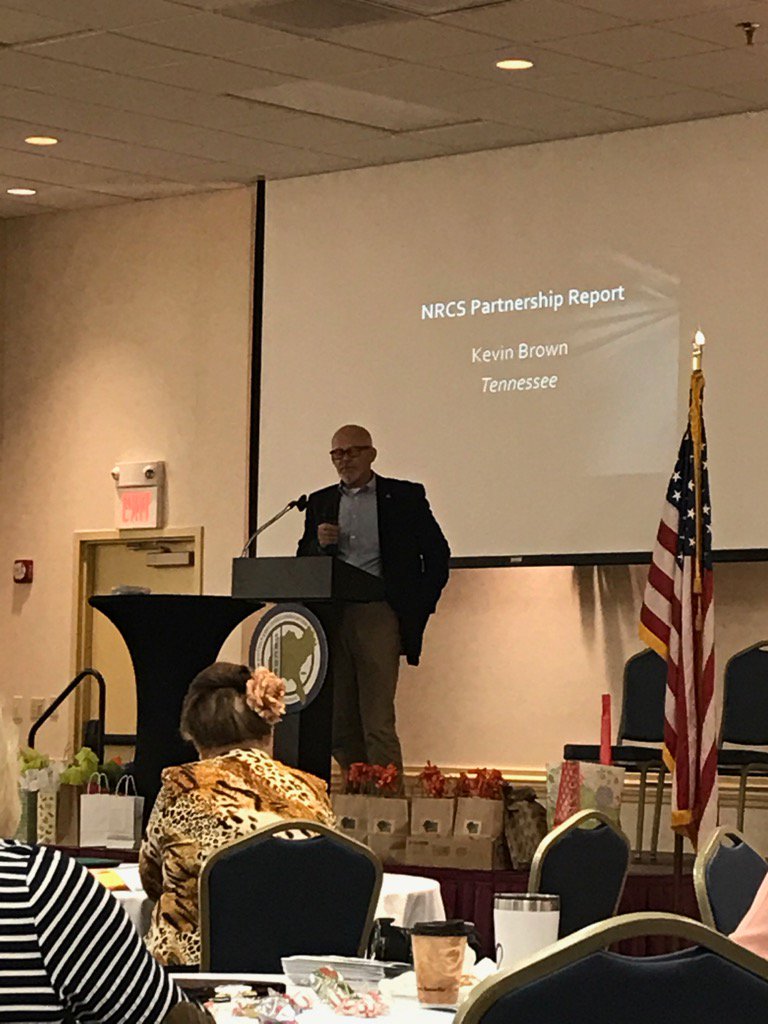 NRCS_AL's tweet photo. Greetings from @NRCS_TN's STC Kevin Brown! #SECDEA https://t.co/FhgG1F3B7G