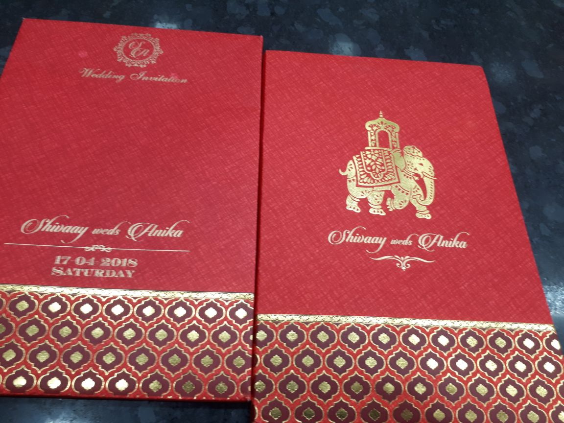 esharaithatha's tweet photo. Wen U See Shivaay-Annika Name On Cards Kept For Example In Wedding Card Shop😍❤😍
@NakuulMehta @SurbhiChandna https://t.co/ShWbSPvJRx