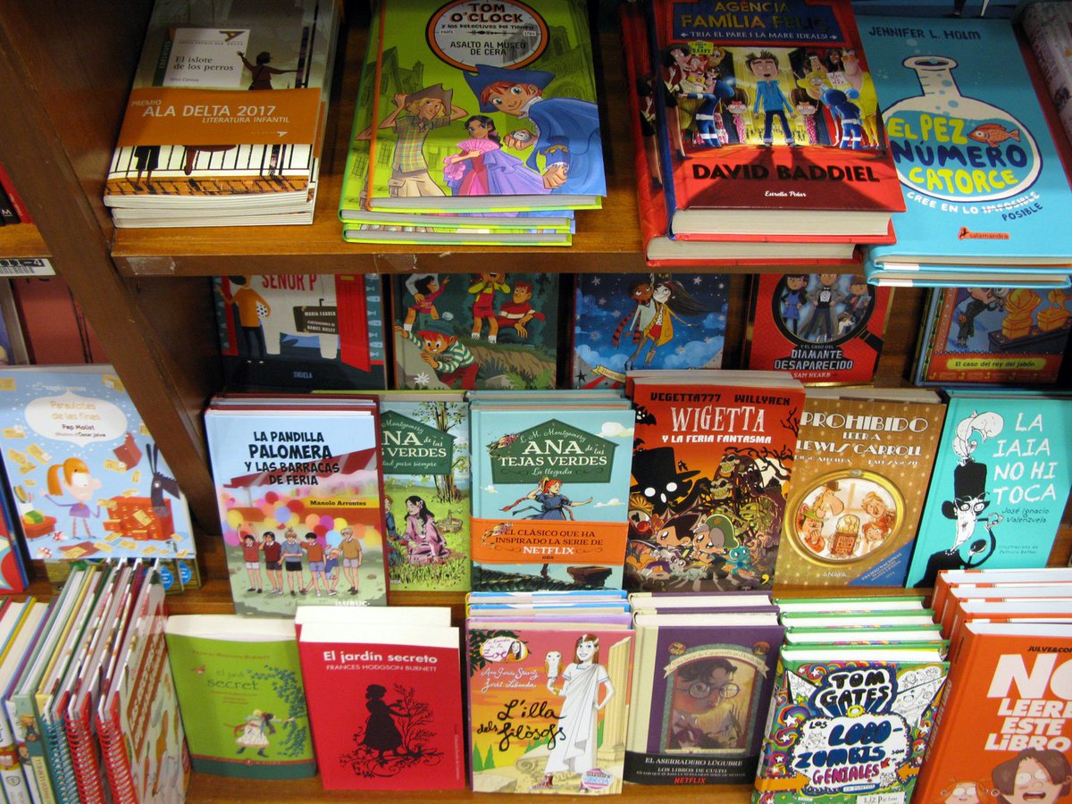 ilubuc's tweet photo. No os perdáis la nueva aventura "La #pandillaPalomera y las barracas de feria". Ya disponible en @LibreriaALIBRI https://t.co/AnLD3CHgyk https://t.co/lhs3OwUnZD