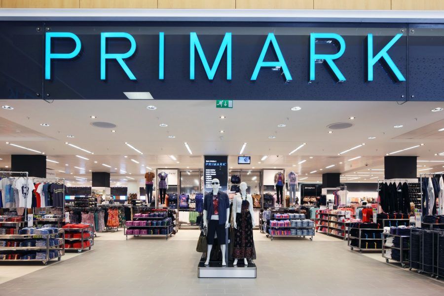 prnoticias's tweet photo. Primark dispara su crecimiento en España: ¿Quién es el responsable de su comunicación? https://t.co/IvWAVp2P5G https://t.co/Dc4v2iQEmv