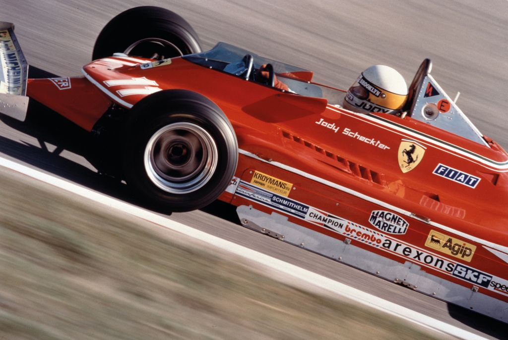 DesignMuseum's tweet photo. #FerrariFact | In the 2017 F1 grand prix, Ferrari's fastest pit stop was 2.22 seconds.    https://t.co/M7yoHL4rUl  #ferrari70 https://t.co/iTGyRopSI3