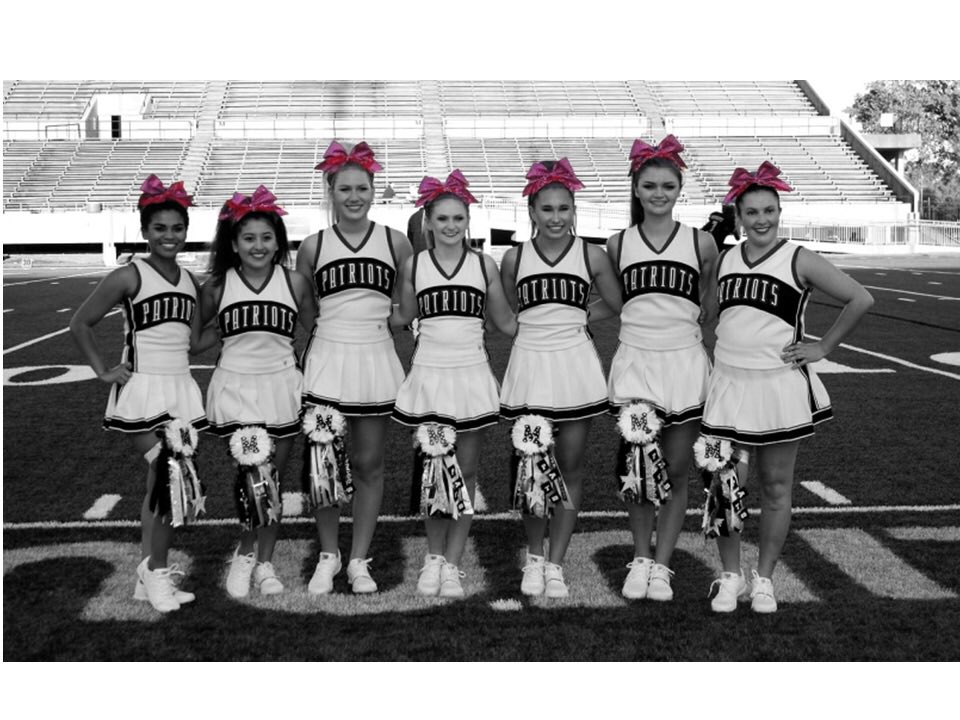 68Dlamb's tweet photo. We love โค๏ธour SENIORS! #gcmcheer https://t.co/JcypjdBvr5