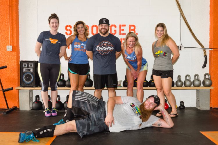 CFKoinonia's tweet photo. It takes a team! ❤ #CrossFitKoinonia #LouisvilleFit #FitFam https://t.co/ANeRBIbNdg