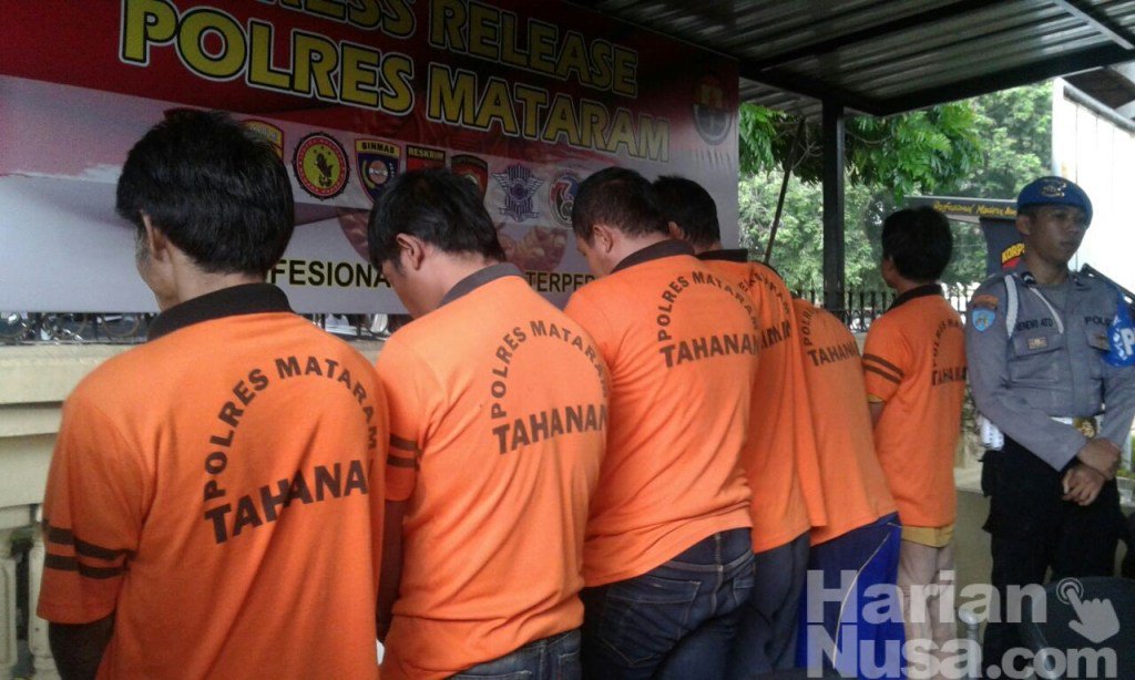 koranlombok's tweet photo. Enam Bandar dan Kurir Narkoba Ditangkap Polres Mataram https://t.co/EwRIqAVpkZ https://t.co/1mC28hI4WB