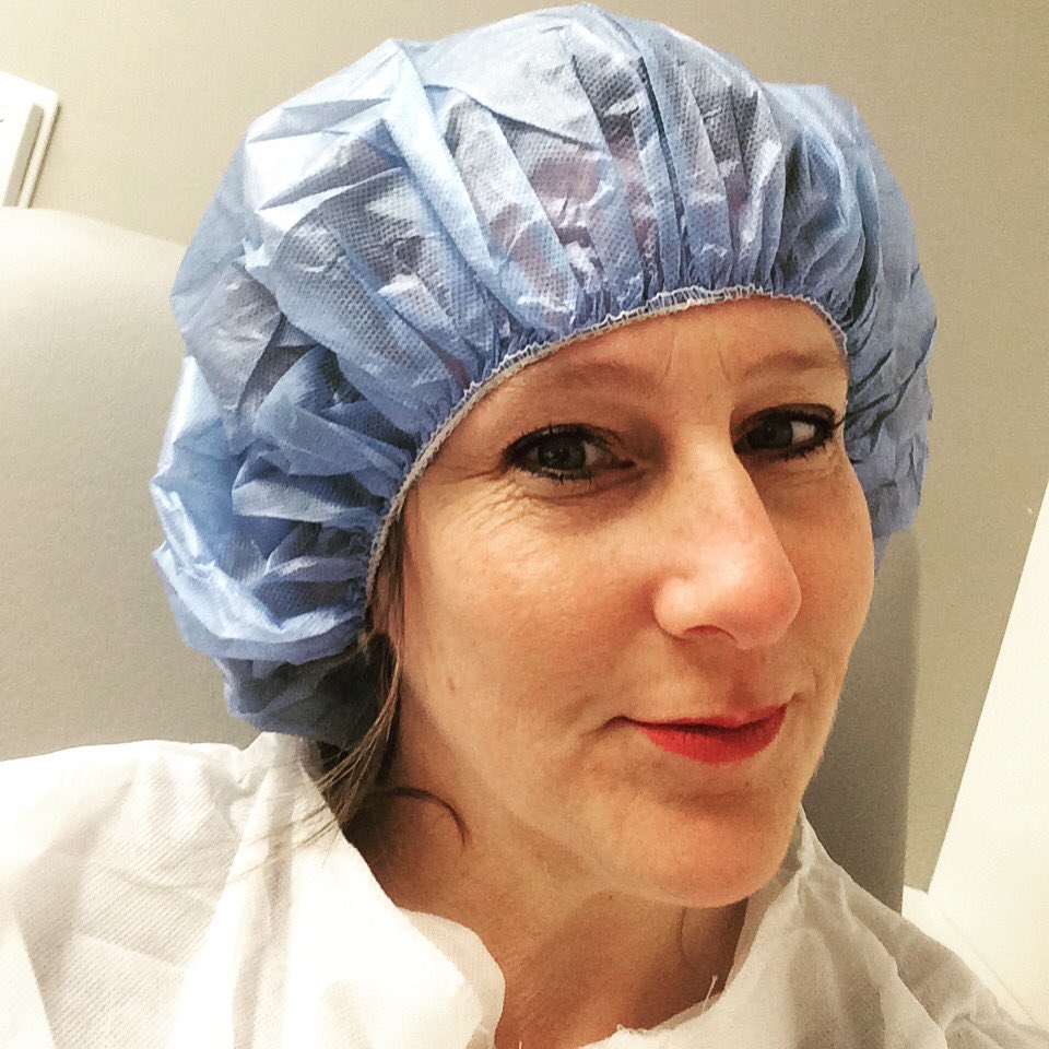 PassThePosh's tweet photo. #fashionista rocking the #bunnysuit at the hospital this morning.
#PassThePosh
#poshwithkim https://t.co/7nypKPi8mh