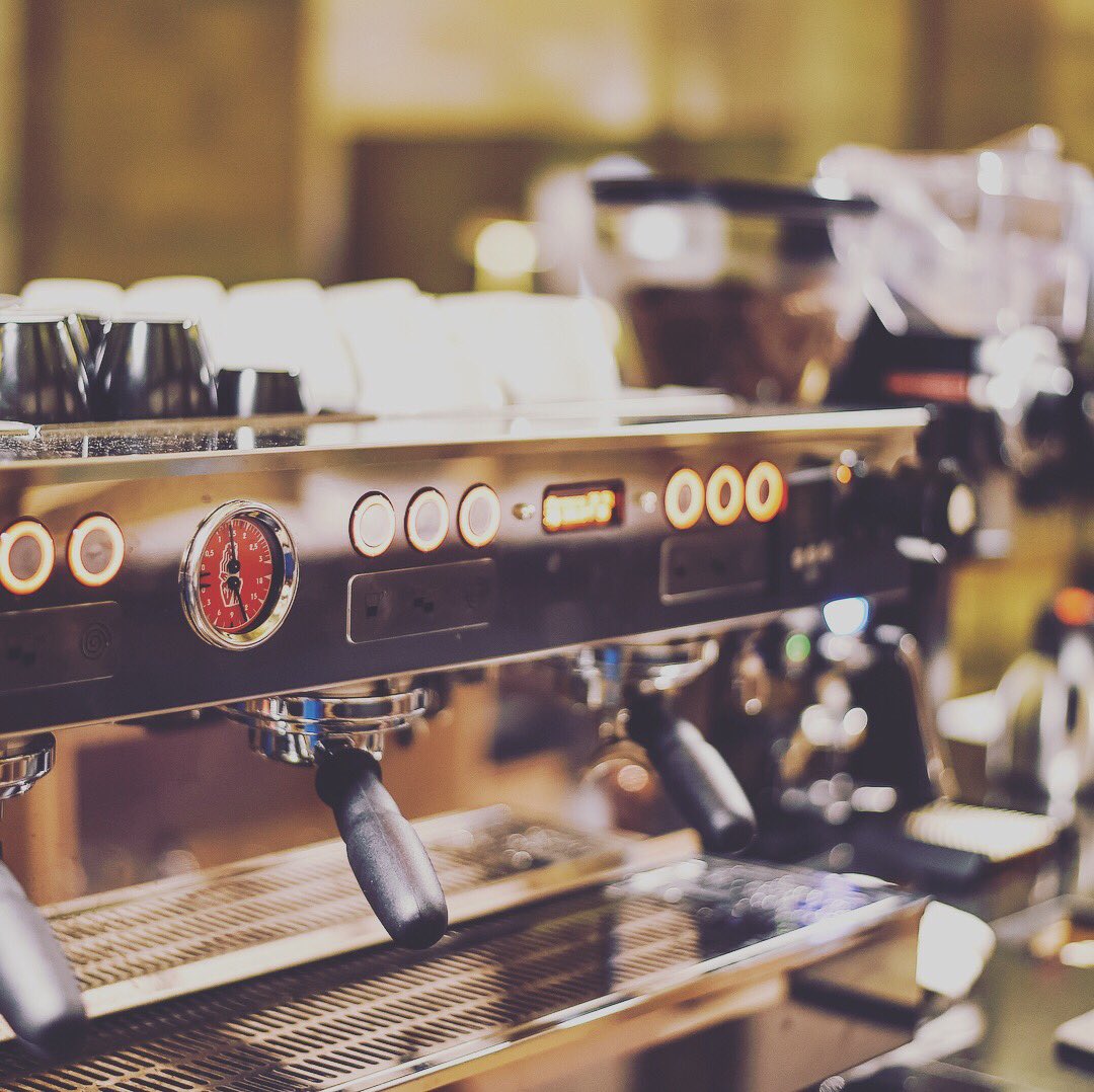 paradisekensal's tweet image. Need a mid week, late night work spot? 

Head over to @weloveparadise from 4.30pm and set up with a coffee ☕️

#WorkSpot #London #Coffee