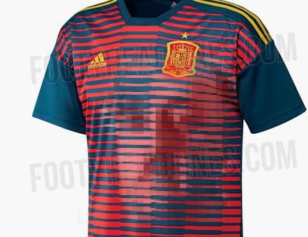 kalakahua's tweet photo. En la nueva camiseta de entrenamiento, si entrecierras los ojos se ve la cara de Franco. https://t.co/SgPbMVaeDg