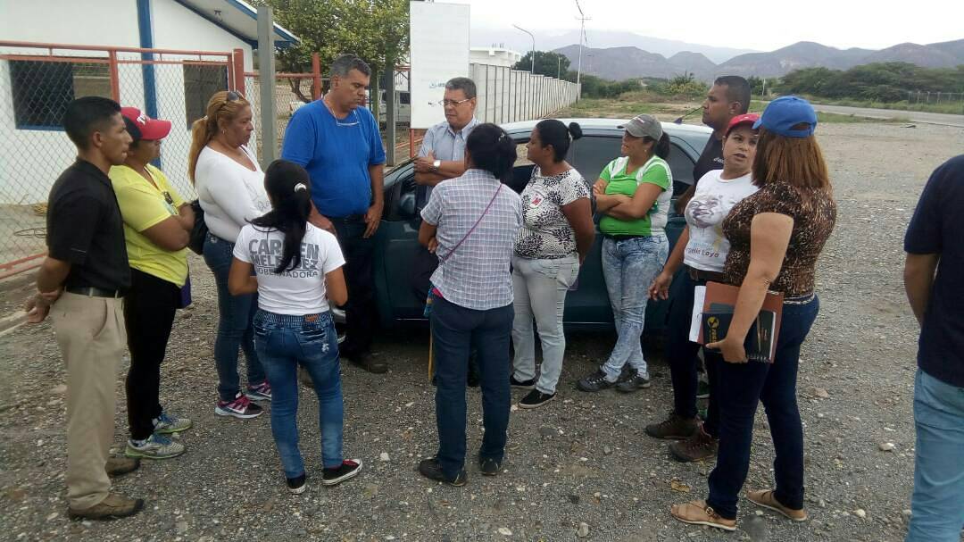 IngOrlandoM's tweet photo. Visitamos el Matadero-La Vigia en donde Verificamos la Puesta en Marcha de tan Importante Empresa Mixta! https://t.co/wC5qCdJxJW