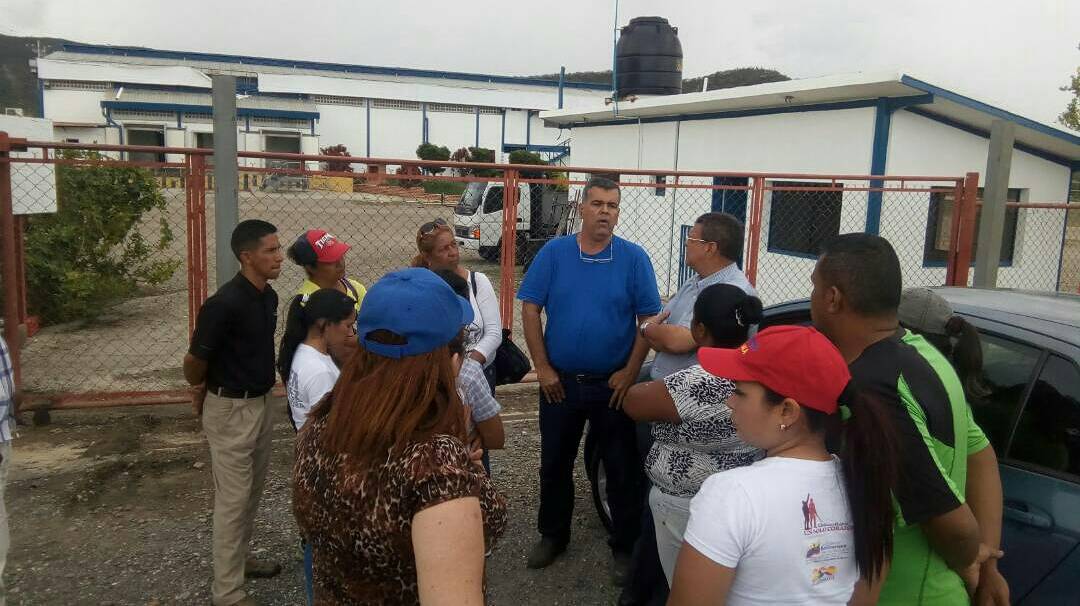 IngOrlandoM's tweet photo. Visitamos el Matadero-La Vigia en donde Verificamos la Puesta en Marcha de tan Importante Empresa Mixta! https://t.co/wC5qCdJxJW