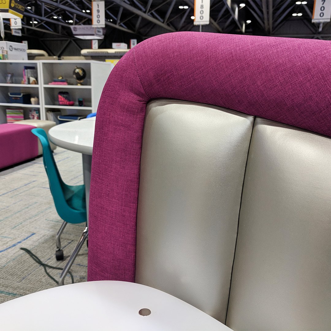 academiafurn's tweet photo. The Zone Series displayed at our #EDspaces2017 booth is our patented concept in semiprivate productive #workspaces. https://t.co/PZGqM7zGJ1 https://t.co/s3oOlwqYKC