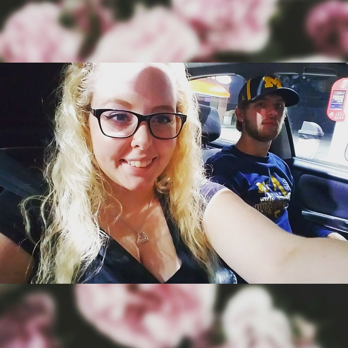 KayleeBabii14's tweet photo. Issa Forever Thiing ❤💍 https://t.co/8Pgcz48rFM